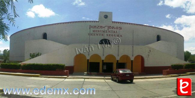 Plaza de Toros Monumental Vicente Segura, Ivn TMy, ID1516, 2012