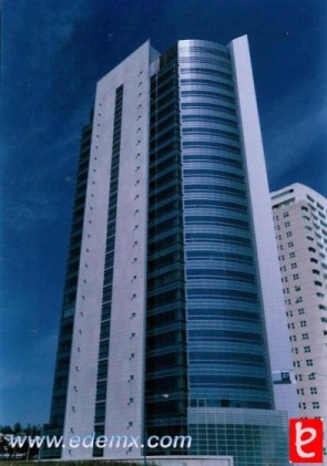 Corporativo World Plaza. ID73, Ivn TMy, 2008