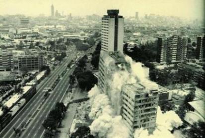Demolicin del Edificio Nuevo Len, ID568, Andrs Garay, 1986