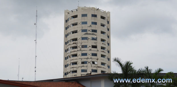 Edificio Dañado, ID2136