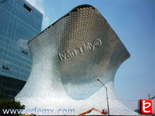 Museo Soumaya, Ivan TMy, ID1206, 2011