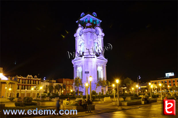 Reloj Monumental de Noche, ID1704, Iván TMy©, 2013.