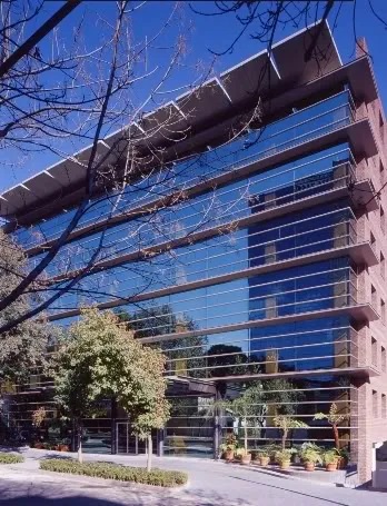 Corp. Montes Urales, ID850, Pascal Arquitectos, 1999