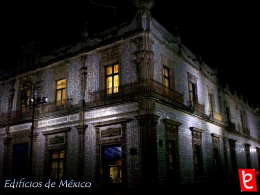 Casa de los Azulejos de Noche, ID247, Ivan TMy, 2008