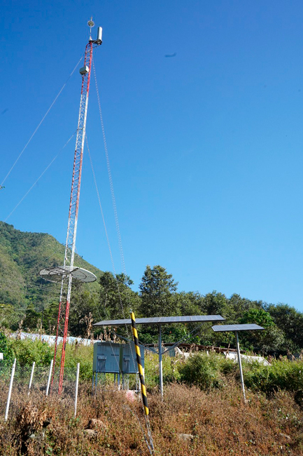 Viasat busca impulsar el desarrollo de las comunidades más apartadas del país al llevar conectividad que permita a las personas tener acceso a recursos educativos en línea.